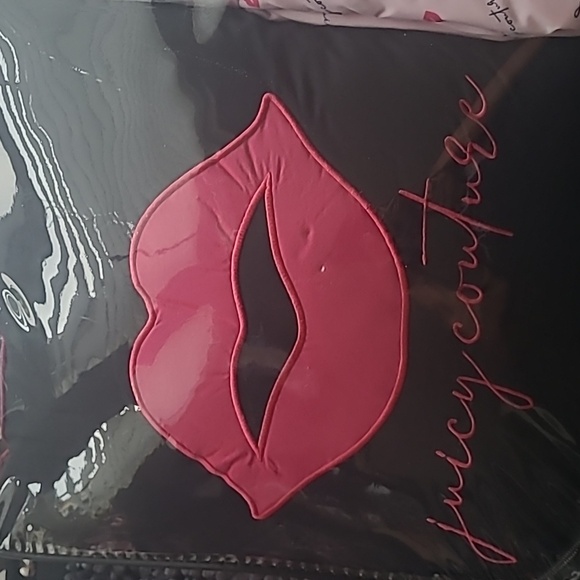 Juicy Couture Pink and Black Reversible Comforter Set - Queen - Picture 8 of 11